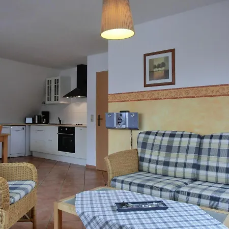 Apartment P8 *