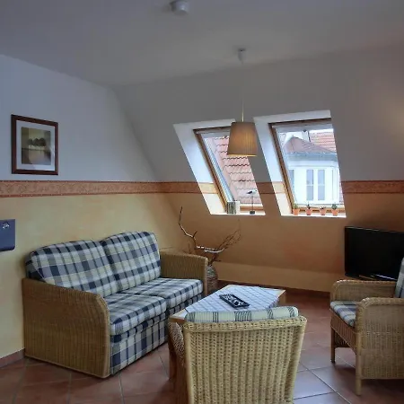 P8 Apartment